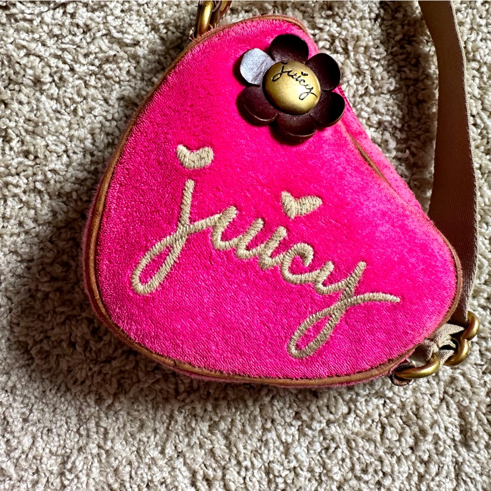 Rare Y2k Juicy Couture Heart Crossbody Gem